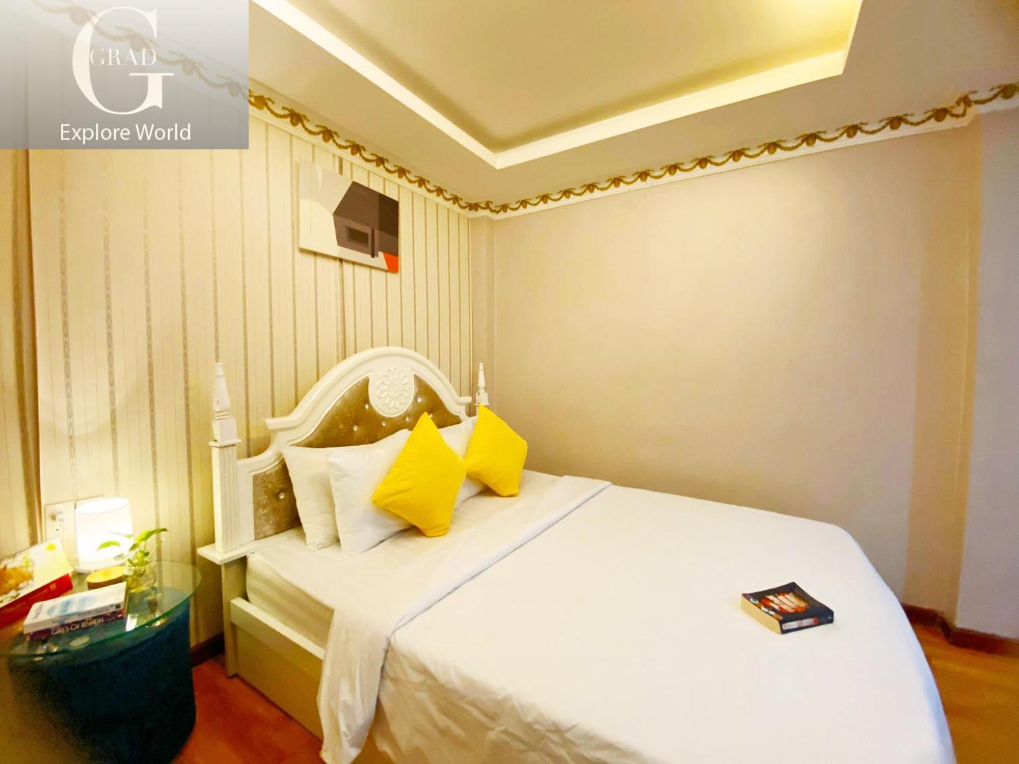 Grad Crowne - Bui Vien Hotel